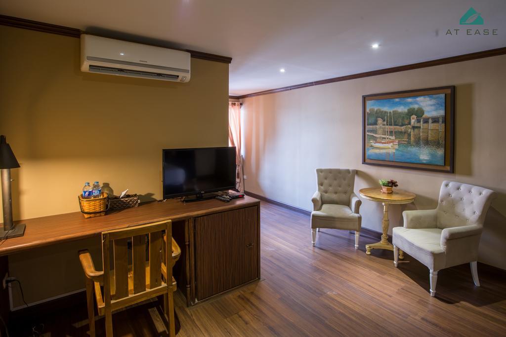 At Ease Bijou Hotel Chiang Mai Room photo