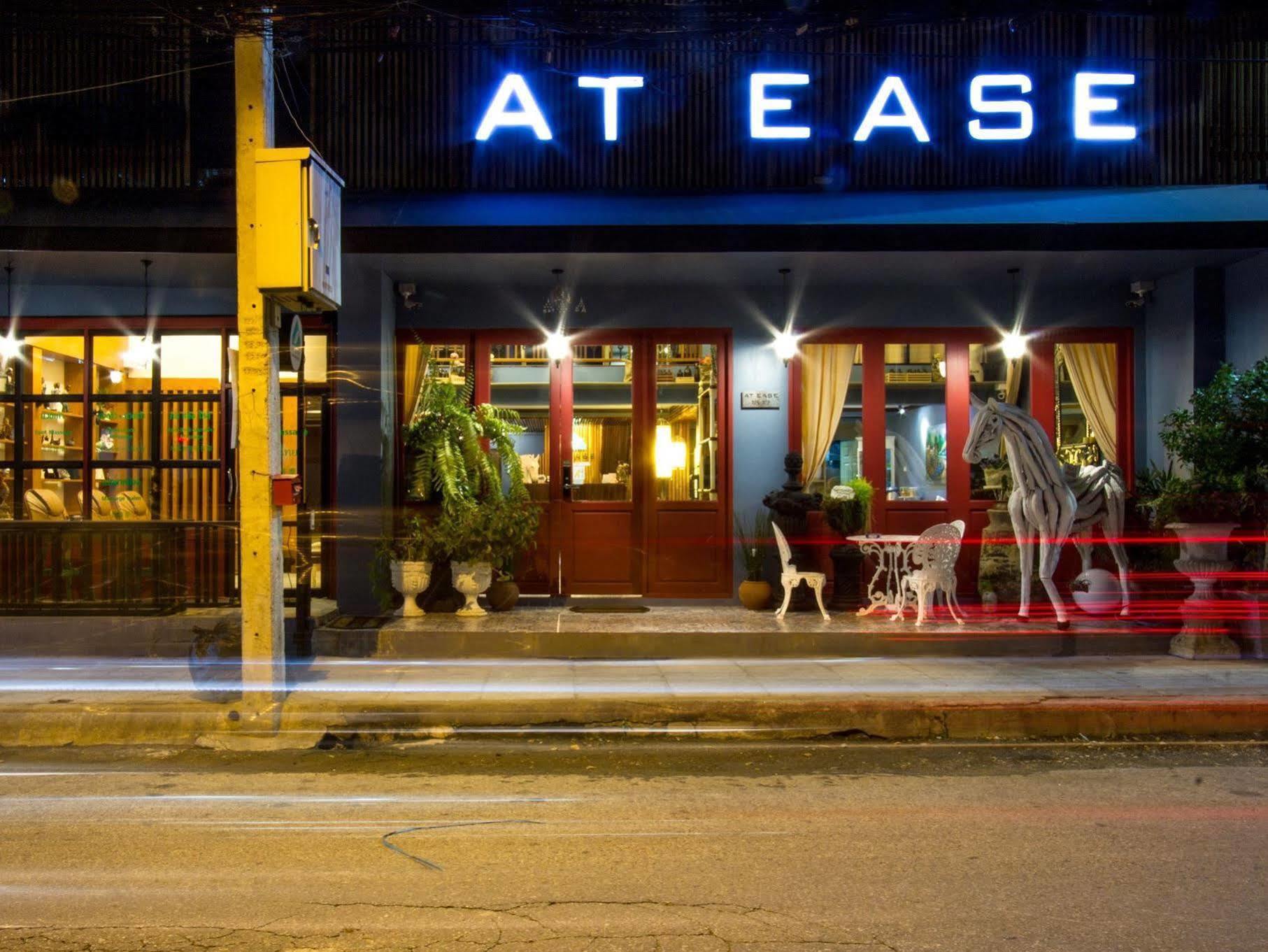 At Ease Bijou Hotel Chiang Mai Exterior photo
